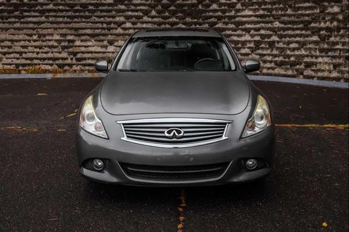 2013 INFINITI G37x Base