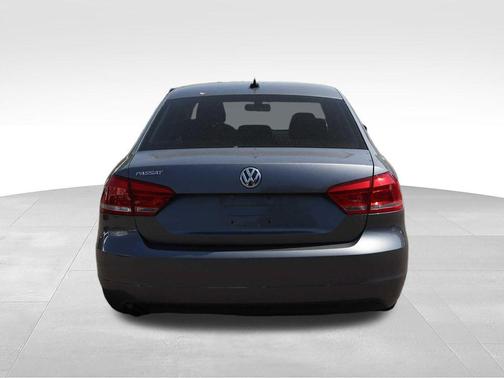 Platinum Gray 2014 Volkswagen Passat 2.5L S