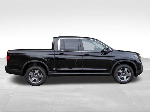 Crystal Black Pearl 2026 Honda Ridgeline RTL