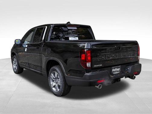 Crystal Black Pearl 2026 Honda Ridgeline RTL