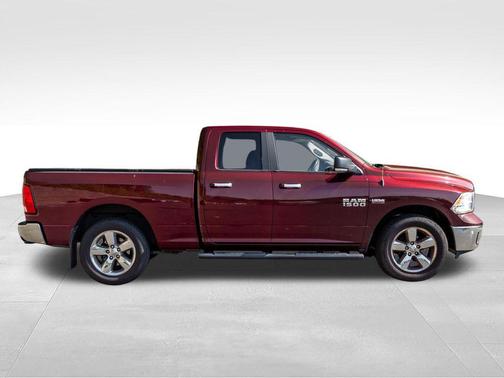 Delmonico Red Pearlcoat 2016 RAM 1500 Big Horn