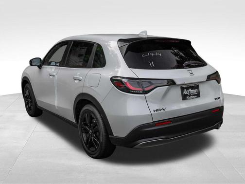 Platinum White Pearl 2026 Honda HR-V AWD Sport