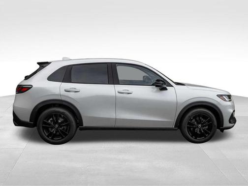 Platinum White Pearl 2026 Honda HR-V AWD Sport