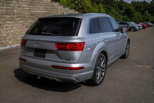 2017 Audi Q7 3.0T Premium