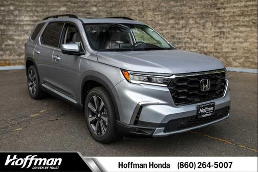 2025 Honda Pilot Touring 8-Passenger