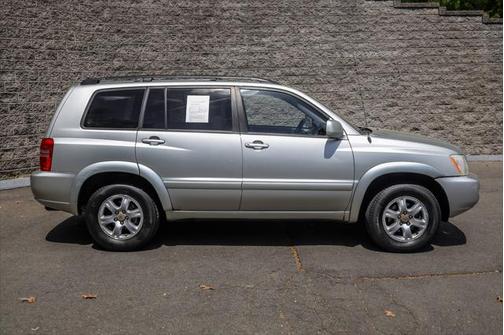 2003 Toyota Highlander Base
