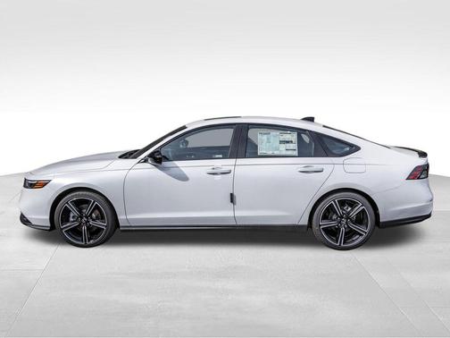 Platinum White Pearl 2026 Honda Accord Hybrid Sport