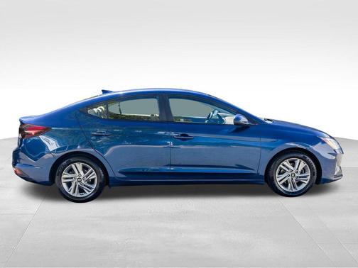Lakeside Blue 2020 Hyundai ELANTRA SEL