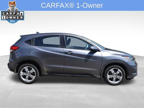 Modern Steel Metallic 2021 Honda HR-V LX