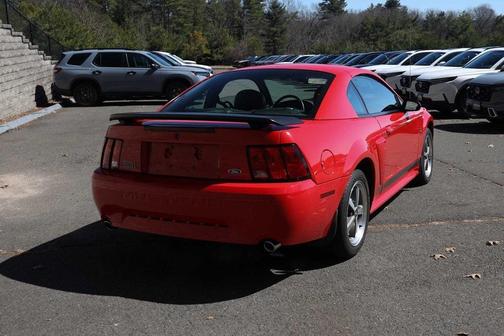 2003 Ford Mustang Mach I