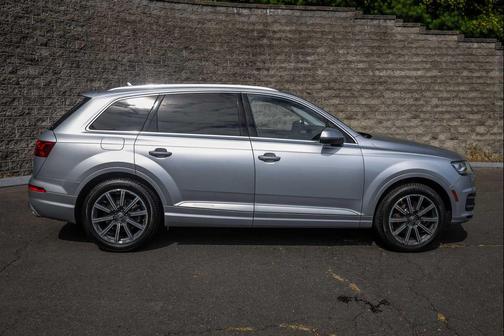 2017 Audi Q7 3.0T Premium