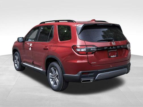 Radiant Red Metallic II 2026 Honda Pilot EX-L