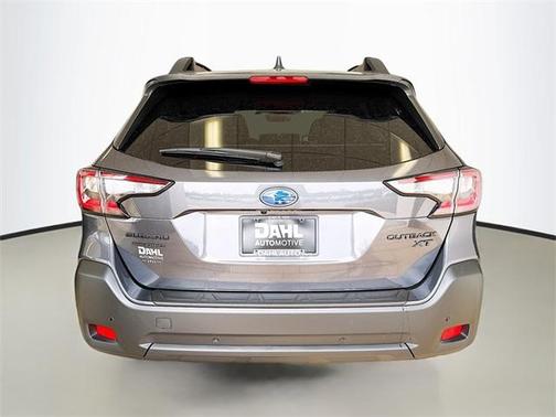 2025 Subaru Outback Onyx Edition XT