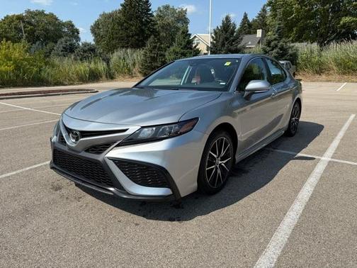 2023 Toyota Camry SE Nightshade