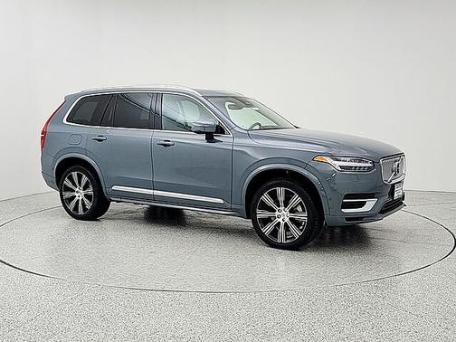 Thunder Grey 2023 Volvo XC90 Plus