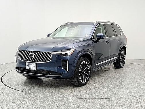 Denim Blue 2025 Volvo XC90 Ultra