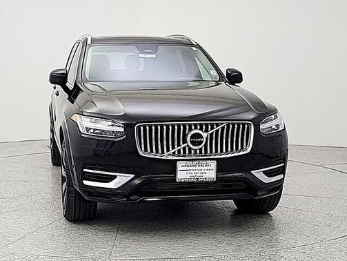 Onyx Black 2023 Volvo XC90 Plus
