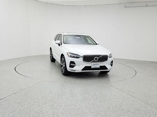 2023 Volvo XC60 Plus