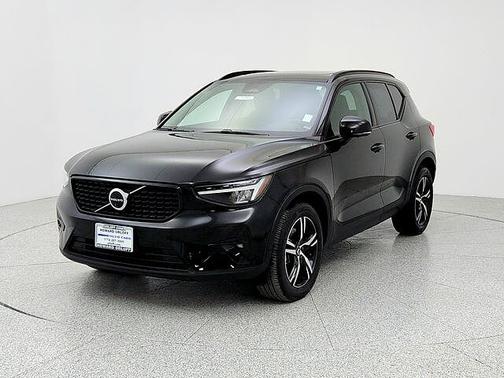 2023 Volvo XC40 Plus