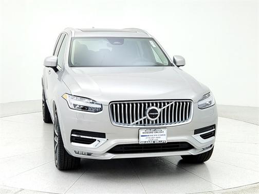2025 Volvo XC90 B6 Plus 7-Seater