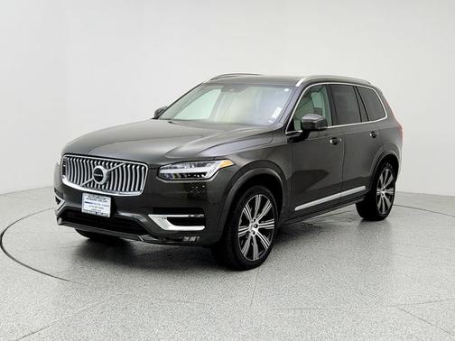 2022 Volvo XC90 T6 Inscription