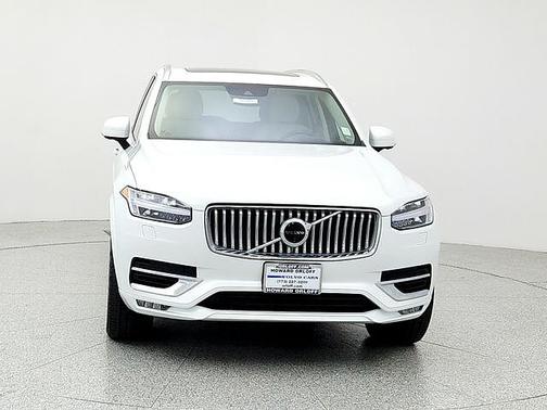 2022 Volvo XC90 T6 Inscription