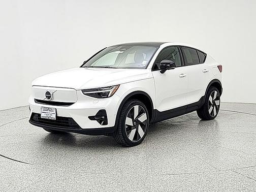 Crystal White 2023 Volvo C40 Recharge Pure Electric Ultimate