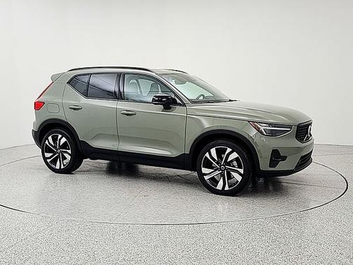Sage Green 2025 Volvo XC40 Plus