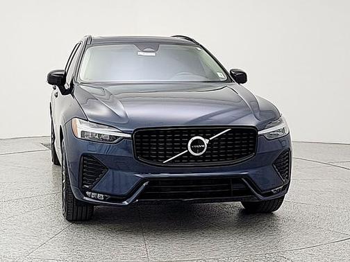 Denim Blue 2025 Volvo XC60 Plus