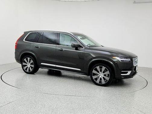 2022 Volvo XC90 T6 Inscription
