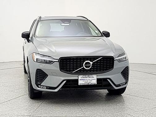 Vapour Grey 2025 Volvo XC60 Plus