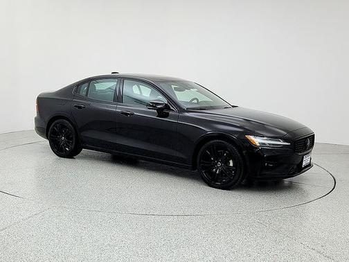 2024 Volvo S60 Plus