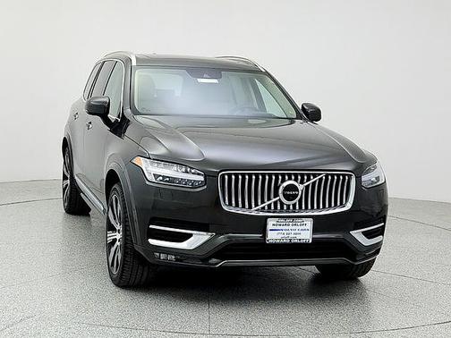 2022 Volvo XC90 T6 Inscription