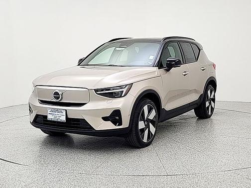 Bright Dusk 2023 Volvo XC40 Recharge Pure Electric Ultimate