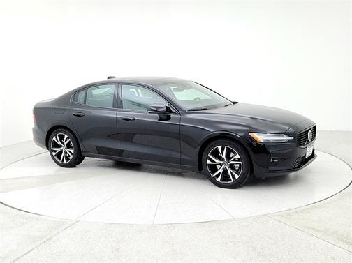 2025 Volvo S60 B5 Core