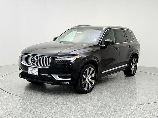 2022 Volvo XC90 T6 Inscription