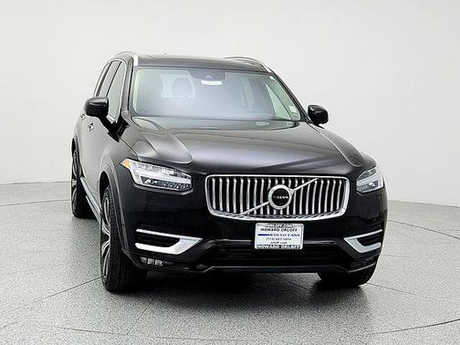 2022 Volvo XC90 T6 Inscription