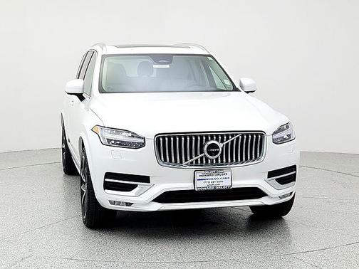 2023 Volvo XC90 Plus