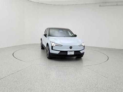 2025 Volvo EX30 Twin Motor Performance Plus
