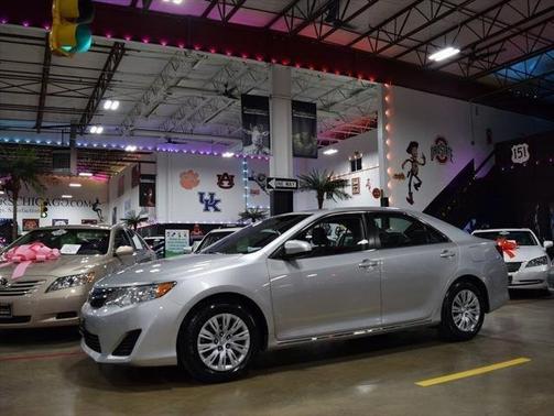 2013 Toyota Camry 4dr Sdn I4 Auto LE