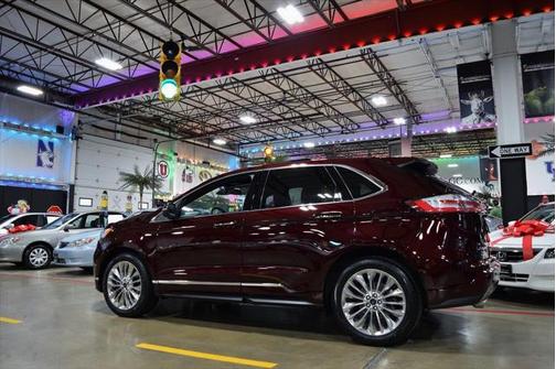 2020 Ford Edge Titanium