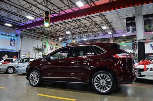 2020 Ford Edge Titanium