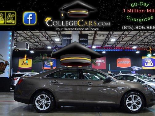 2015 Ford Taurus SE