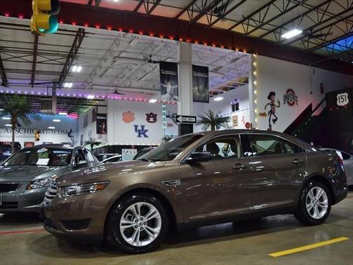 2015 Ford Taurus SE
