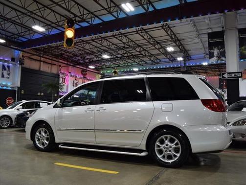 2006 Toyota Sienna XLE Limited