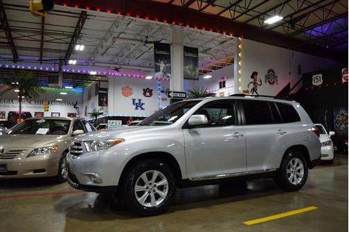 2013 Toyota Highlander SE
