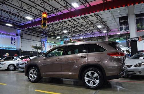 2017 Toyota Highlander Limited