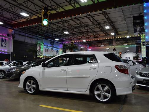 2009 Toyota Matrix 5dr Wgn S FWD (Natl)