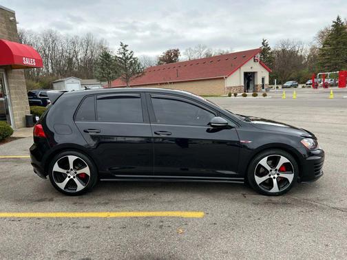 2015 Volkswagen Golf GTI 2.0T Autobahn 4-Door