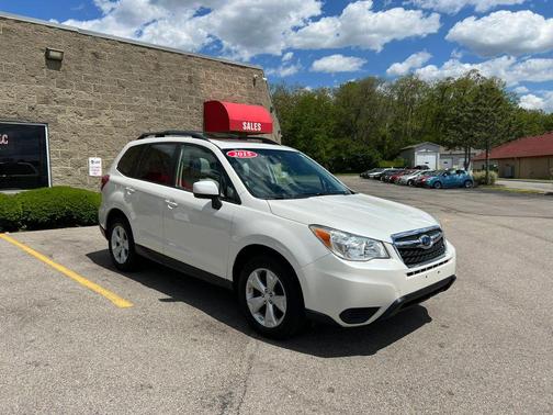 Satin White Pearl 2015 Subaru Forester 2.5i Premium